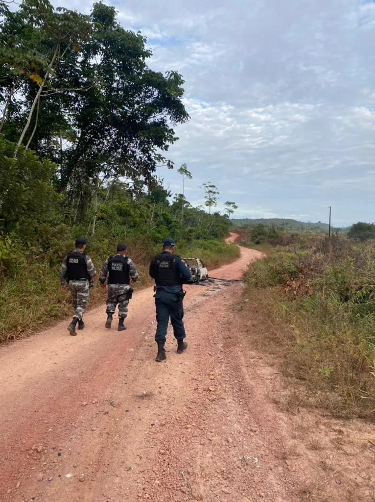 Vídeo: criminosos fazem reféns e assaltam banco no Pará