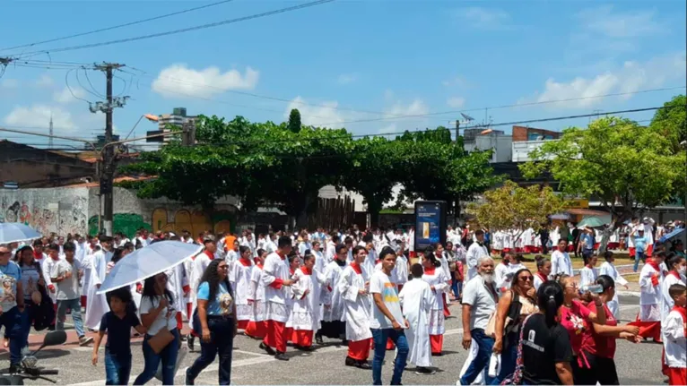 Procissão em Belém homenageia São Tarcísio