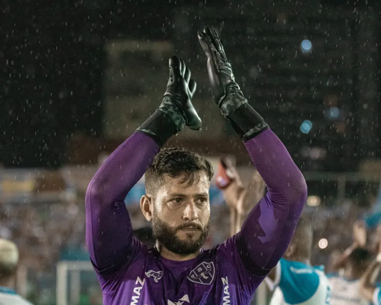 Thiago sabe que o momento é de ser frio