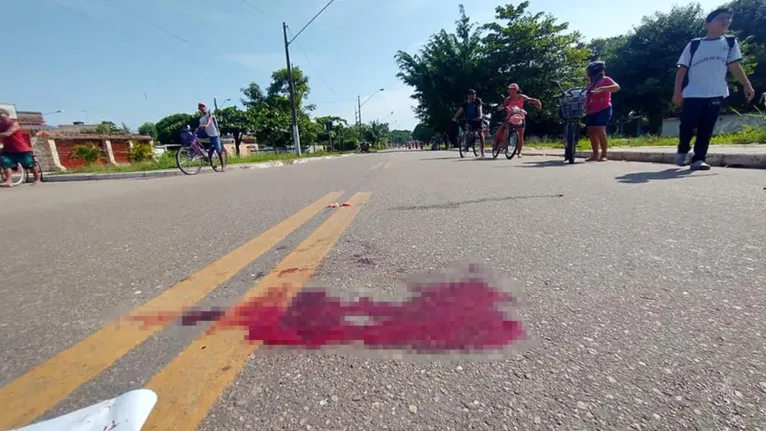 Mosqueiro: cão morre e motociclista fica ferido em acidente