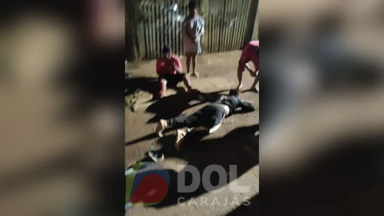 Algumas vítimas ficaram estiradas no chão após a batida