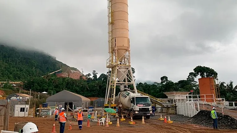 Foi encontrada a presença de trabalhadores na Zona de Autossalvamento (ZAS), local que fica abaixo do nível da barragem no qual não há tempo suficiente para socorro