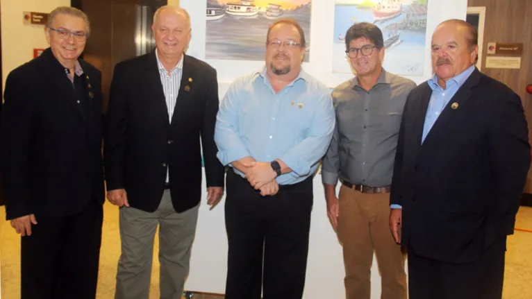 Salatiel Pereira, Presidente do Sindiclubes-PA; Arialdo Boscolo, Presidente da Fenaclubes; Paulo Storino, Presidente da Assembléia Paraense; Oscar Pessoa, Vice-Presidente da Assembléia Paraense e Paulo Maciel, Presidente do CBC.