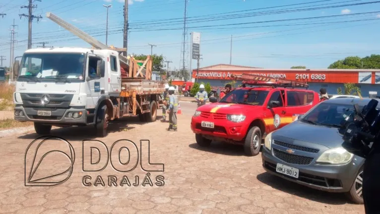 O incêndio foi controlado pelo Corpo de Bombeiros às 14h