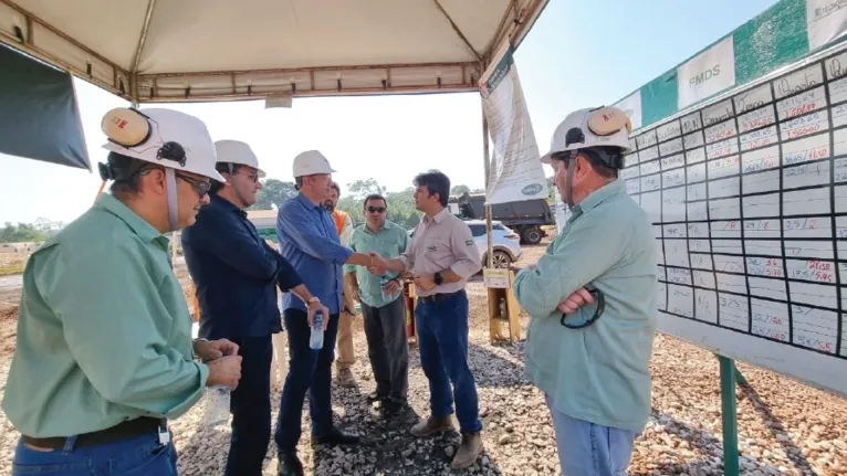 José Fernando Gomes Júnior durante visita ao Distrito Industrial de Marabá