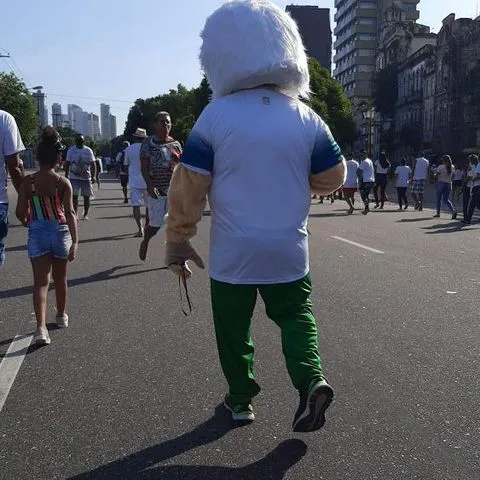 Mascote e torcedores da Tuna preparam romaria até a Basílica