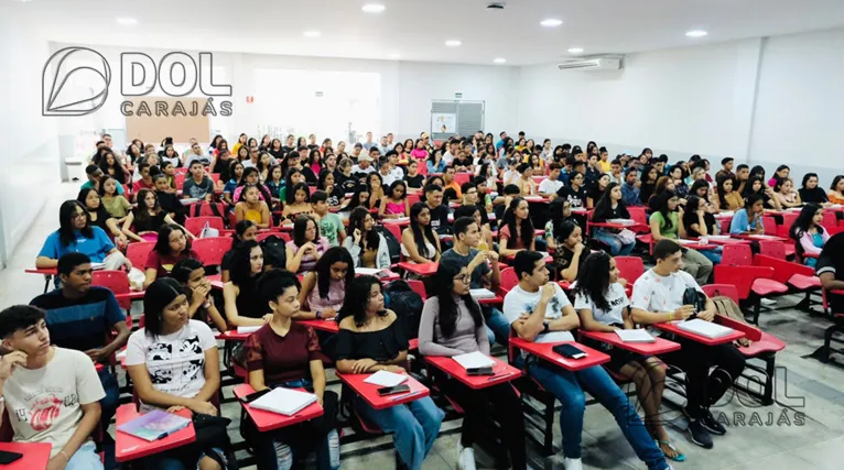 Auditório lotou de estudantes de diversas cidades para o aulão