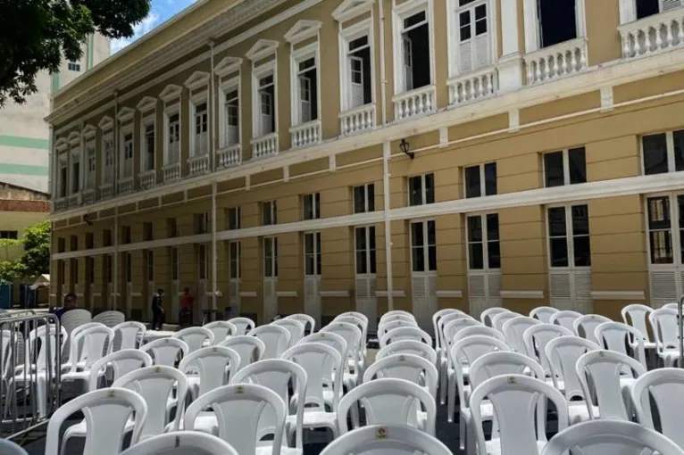 "Janelas de Nazaré'" terá espetáculo de cores, sons e canto 