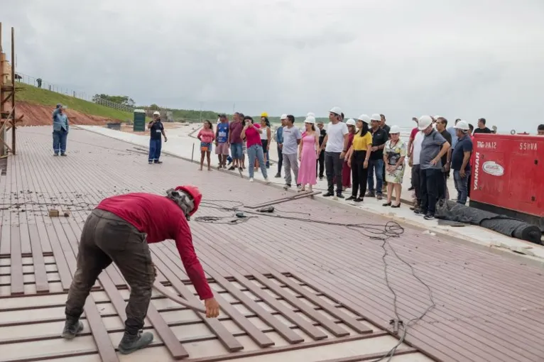 Governador Helder Barbalho durante a visita técnica às obras em Salinas