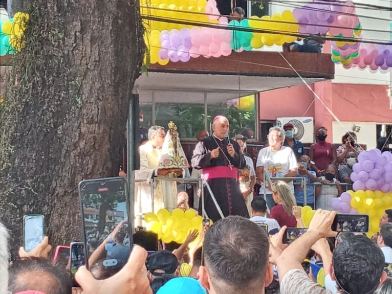 Primeira parada da Imagem Peregrina acontece em frente ao Hospital Ophir Loyola