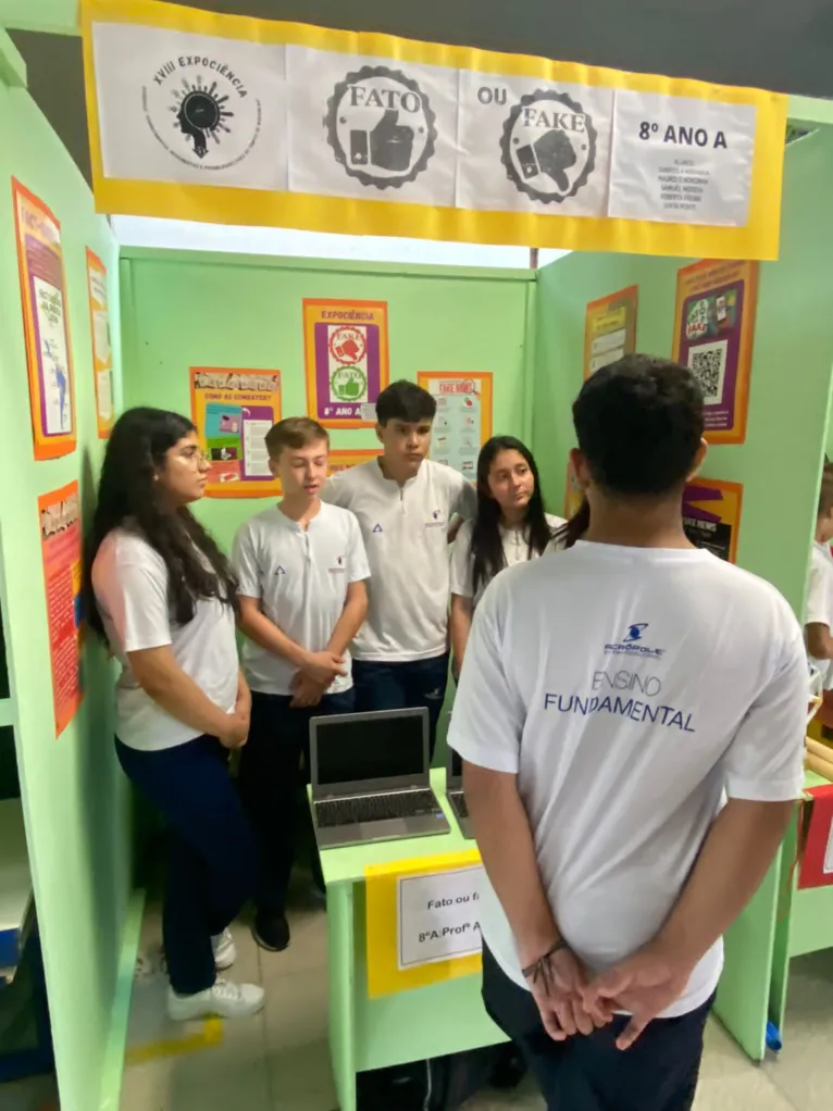 XVIII Expociência reúne projetos de alunos do Acrópole