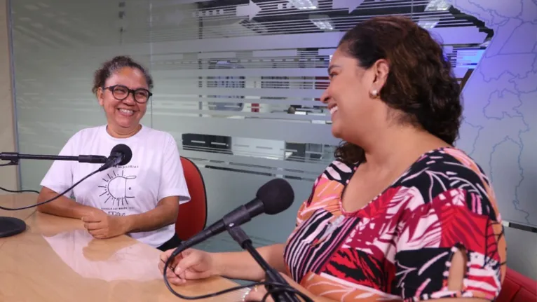 Irene Almeida e Haynna Hálex durante gravação do podcast sobre fotojornalismo no Diário do Pará.