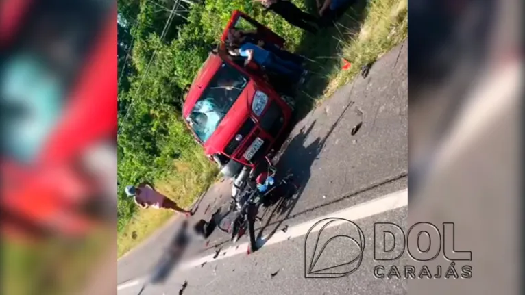 Vítimas estavam em uma motocicleta quando colidiram no carro de passeio