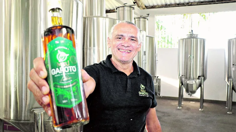 Léo Porto revela que se inspirou na sensação provocada pelo tacacá, que leva folhas de jambu, para arriscar e inovar em uma bebida que virou sucesso no mercado