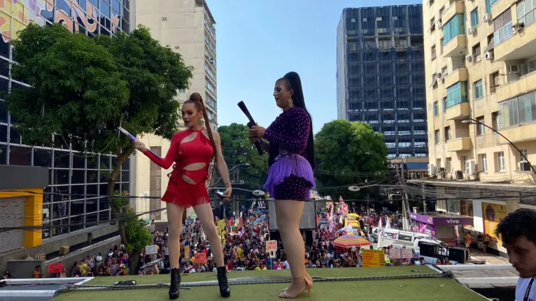 Belém: parada LGBTQIA+ protesta contra preconceito