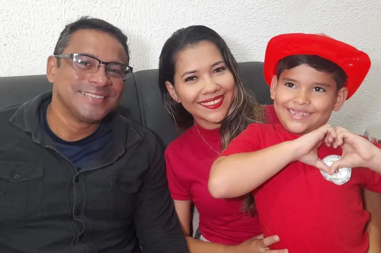 Para o pais, é motivo de orgulho ver o cuidado com o próximo nas atitudes do filho.