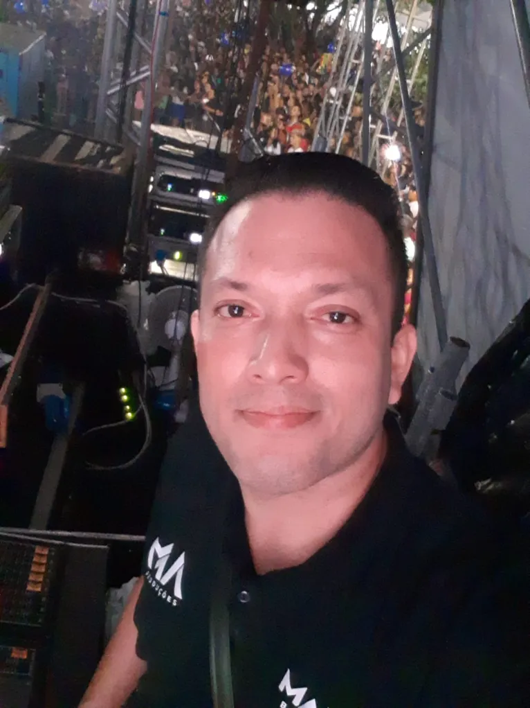 Elielson Costa e o segredo de um espetáculo impecável