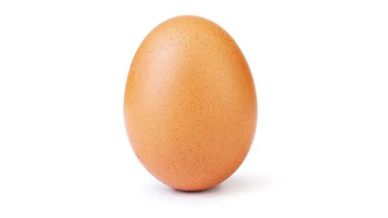 A imagem de um ovo superou um recorde anterior de foto mais curtida no Instagram