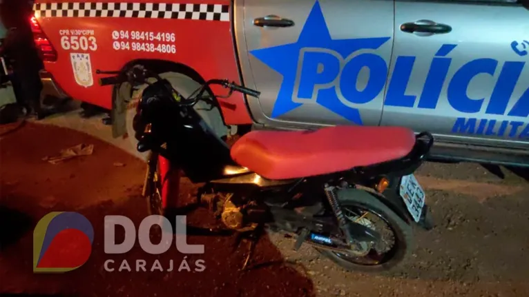 Ao ser averiguada a placa da moto que o suspeito estava usando, foi constatado o roubo