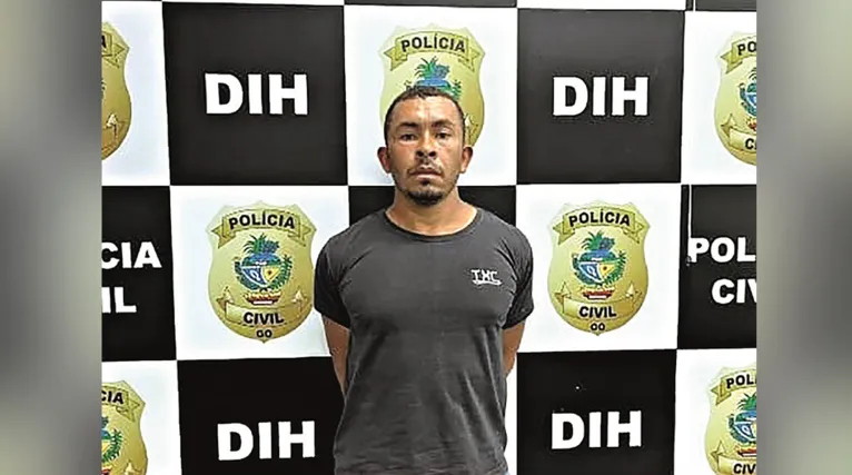 Ailton Pereira Monteiro, foi preso na fazenda em que trabalhava no município de Hidrolândia, interior do Goiás