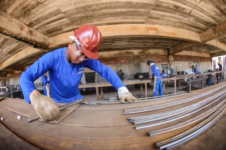 Em Santarém, Estádio Colosso do Tapajós passa por obras de reconstrução e ampliação.