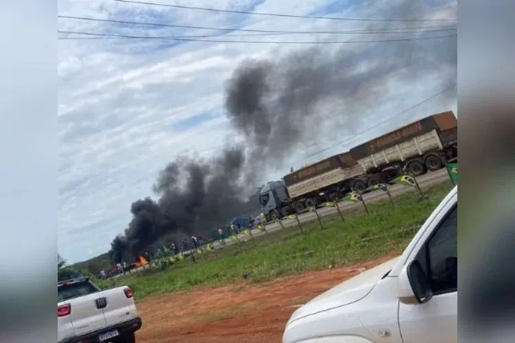 PRF relata 14 bloqueios e 8 pontos de protestos em rodovias 