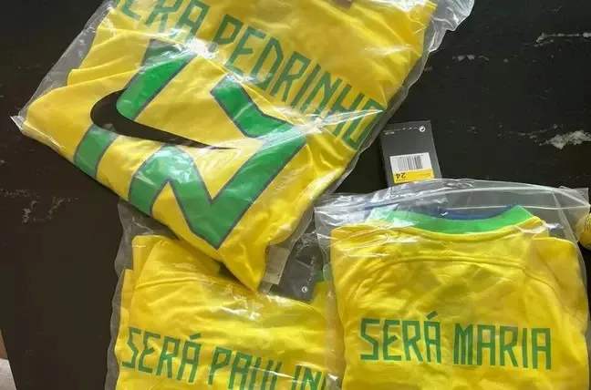 Camisa da Shoppe: brasileiro recebe pedido errado e viraliza