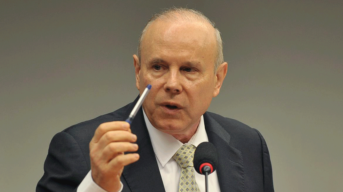 Segundo o ex-ministro da Fazenda, Guido Mantega, o governo eleito não tem nada contra Illan.