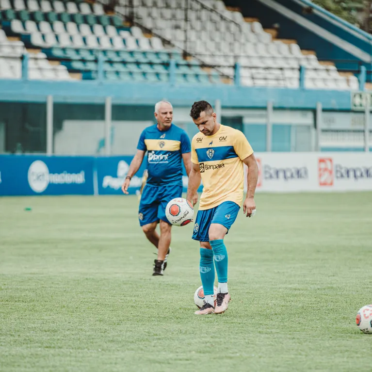 Relação entre técnico e jogador é de total confiança