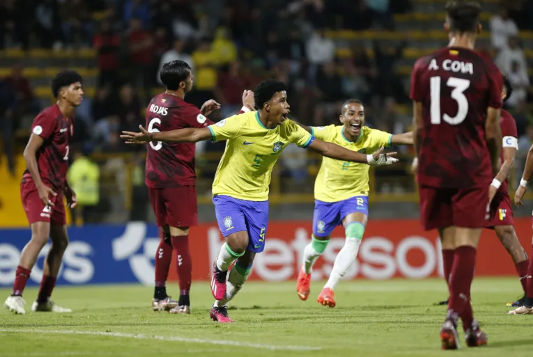 Andrey foi vendido para o Chelsea