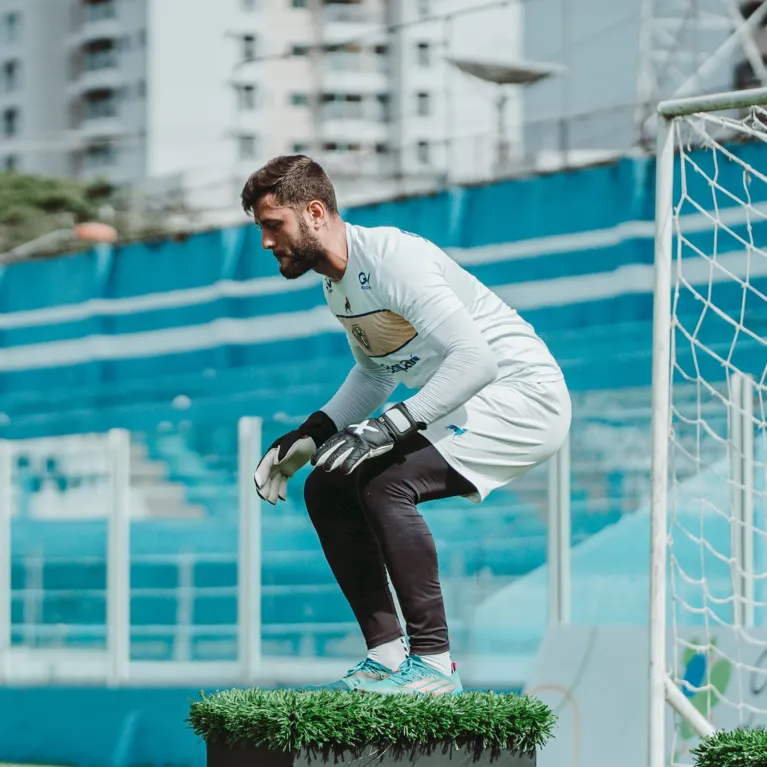 Thiago é titular do Lobo desde a 2022