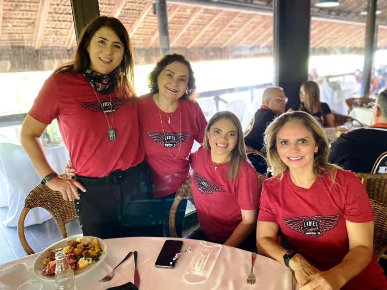 Vânia Fidalgo, Lucilene Aguiar, Ruth Veloso e Eliege Melo são Ladies Harleyras que amam o estilo de vida sobre duas rodas