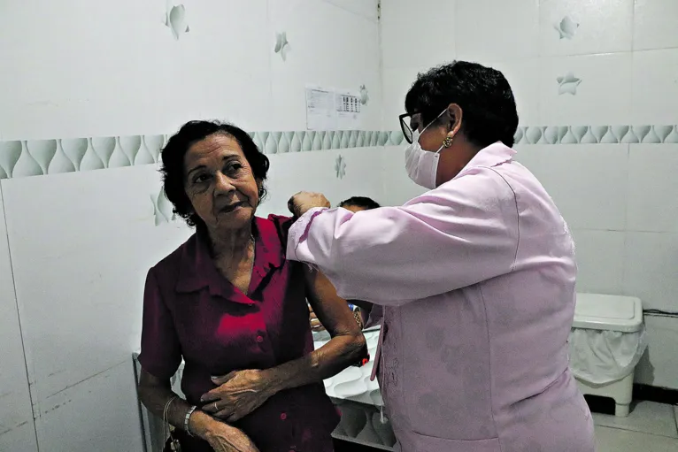 Belém, Para, Brasil, CIDADES. WANDA MIRANDA PEREIRA.  POSTO DE VACINAÇÃO NA UBS DA CREMAÇÃO  01-02-2023 Foto: Wagner Almeida / Diário do Pará.