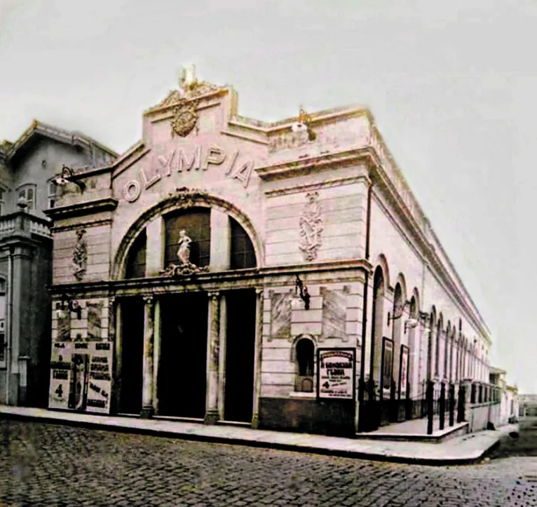 Primeira fachada do Cine Olímpia marcava o início da antiga rua da Cruz das Almas, hoje Arcipreste Manoel Teodoro