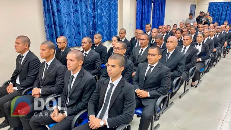 Alunos durante a aula inaugural do Curso de Formação de Praças Bombeiros Militares