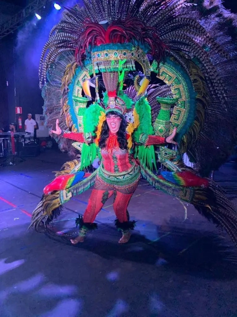  Centro Bolonha promove inclusão revivendo grandes carnavais