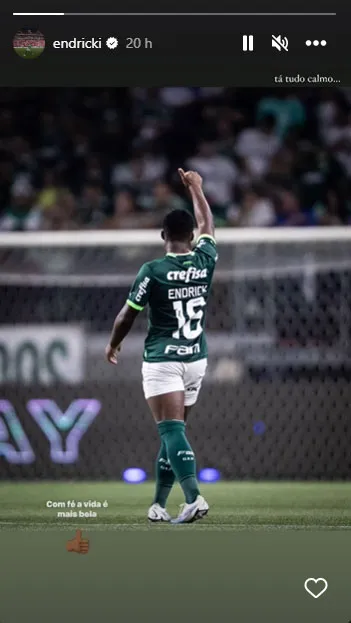Endrick tranquiliza torcida do Palmeiras após choro