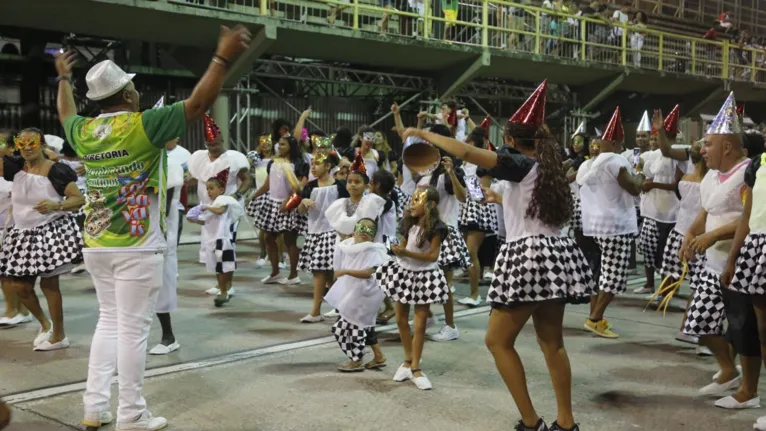 Veja a programação completa do desfile das escolas em Belém