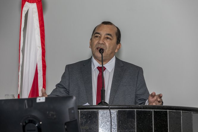 Deputado estadual Elias Santiago (PT)