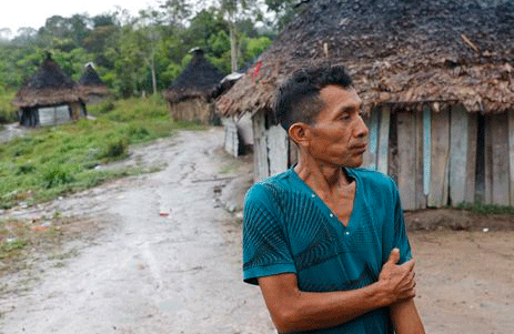 Ivo Yanomami, liderança da Maloca de Xerimifique, em Surucucu, Terra Indígena Yanomami.