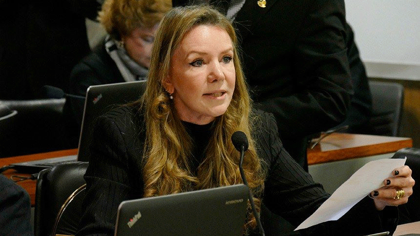A ex-senadora Vanessa Grazziotin (PCdoB-AM) foi a autora do projeto de Lei que transformou a importunação sexual em crime, com previsão de pena de 1 a 5 anos de prisão.