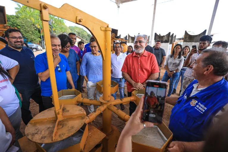 O prefeito de Belém, Edmilson Rodrigues, liderou a comitiva, que visitou o espaço