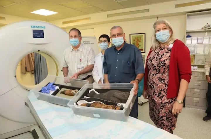 Tomografia computadorizada realizada foi realizada nas múmias no Hospital Rambam, em Haifa