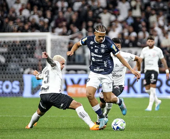 Pablo teve grande atuação nas duas partidas contra o Corinthians, pela Copa do Brasil