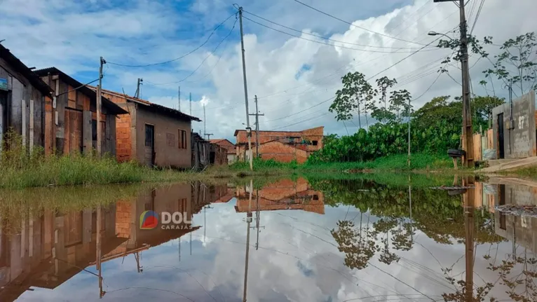 Imagem registrada na tarde deste sábado (18)