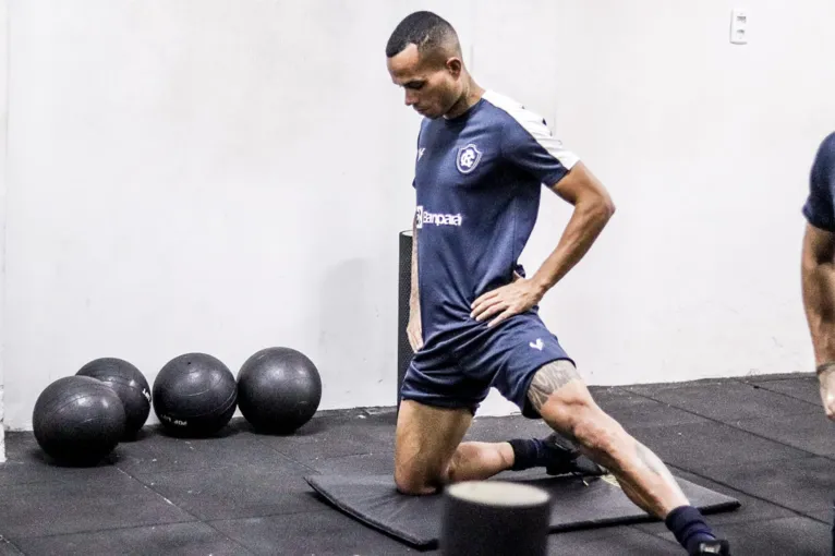 Volante do Remo, Anderson Uchôa em trabalho de relaxamento muscular