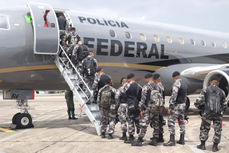 PMs do Pará embarcam para combater ataques de facções no RN