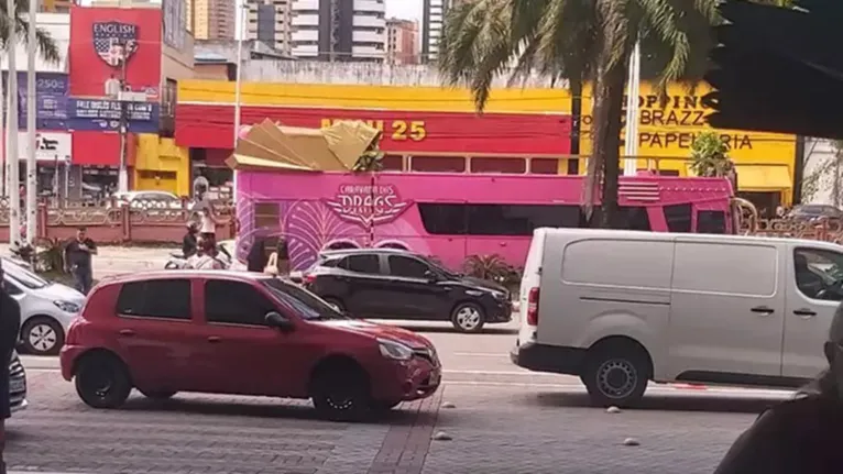 O ônibus foi visto na avenida visconde de Souza Franco