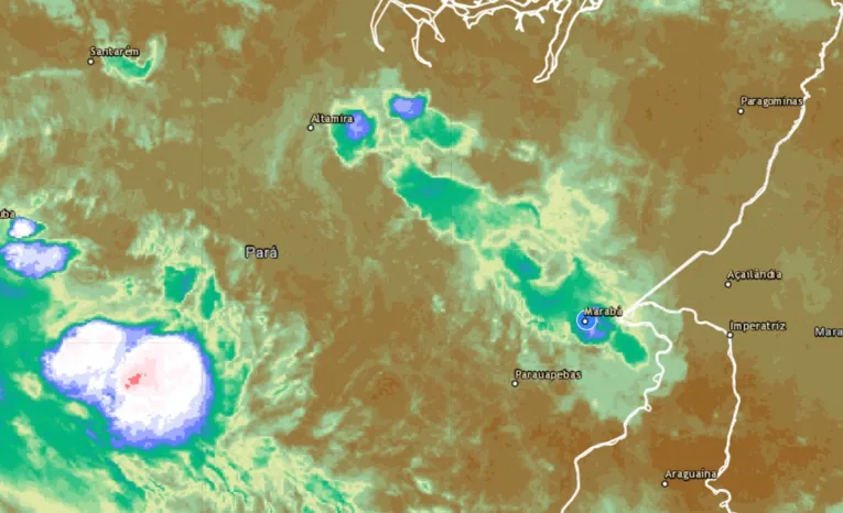 Área verde no mapa são nuvens carregadas na região