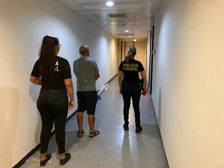 PF prende três suspeitos no aeroporto internacional de Belém